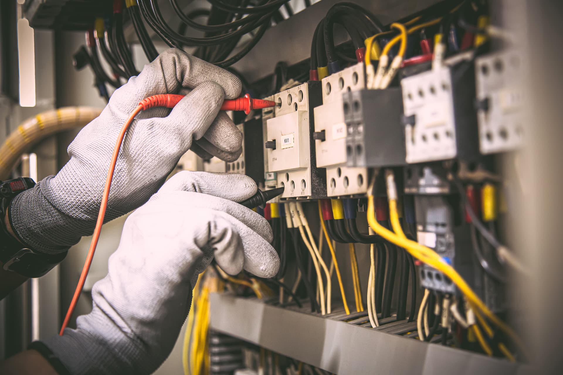 Pide tu presupuesto en A Mariña Electricidade